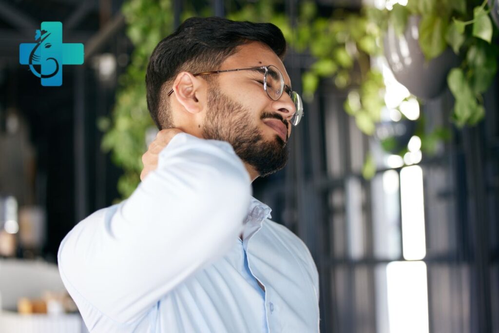 कंधे या गर्दन से फैलता सिरदर्द: सर्वाइकल का संकेत?